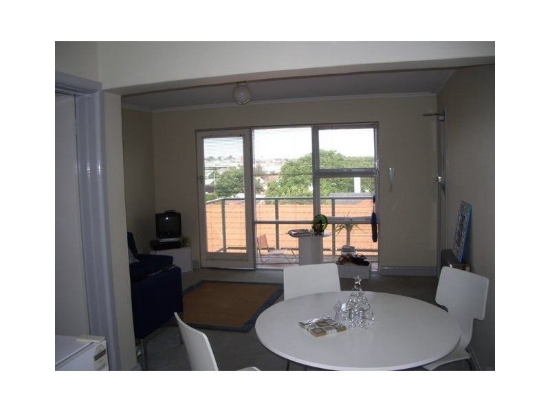 12/50 Eastern Beach Road, Geelong VIC 3220