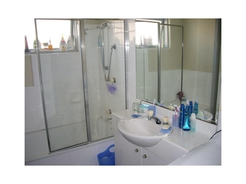 12/50 Eastern Beach Road, Geelong VIC 3220