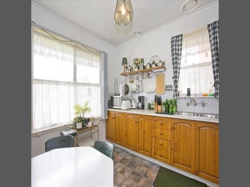 135 Station Street, Norlane VIC 3214