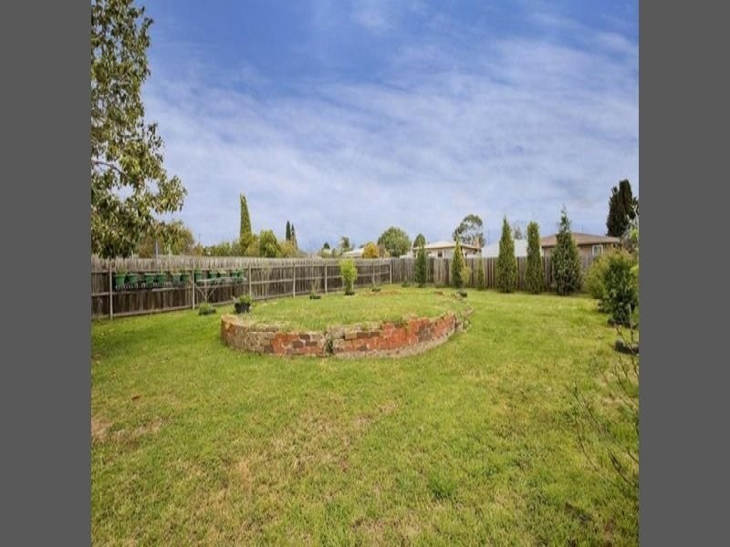 135 Station Street, Norlane VIC 3214