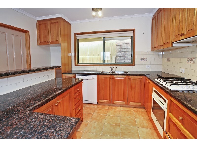 4 Mungari Court, Lara VIC 3212