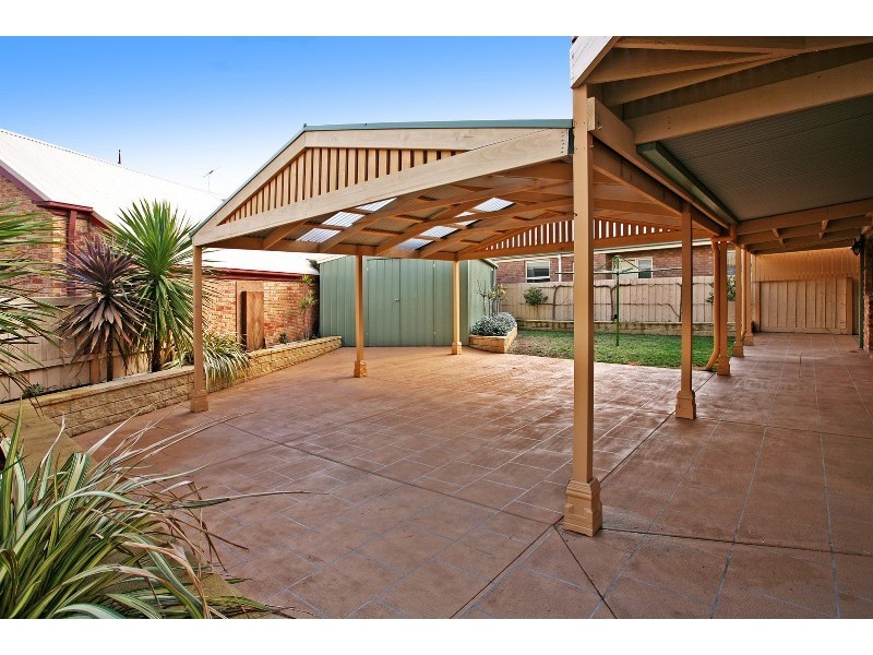 4 Mungari Court, Lara VIC 3212