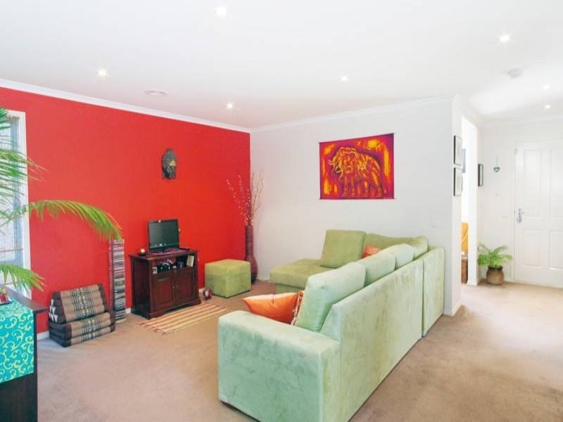 8 Muscovy Drive, Grovedale VIC 3216