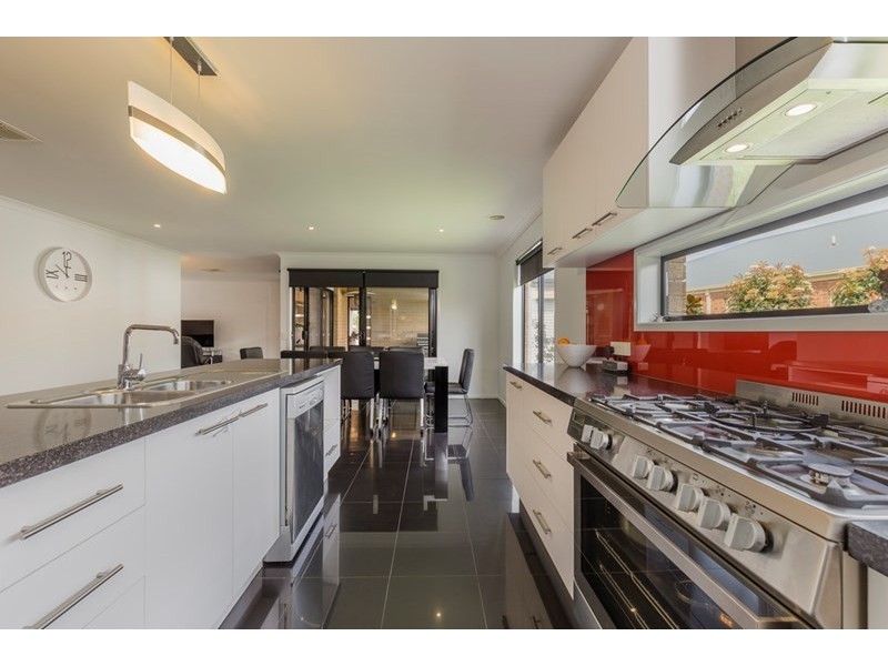 184 Heyers Road, Grovedale VIC 3216