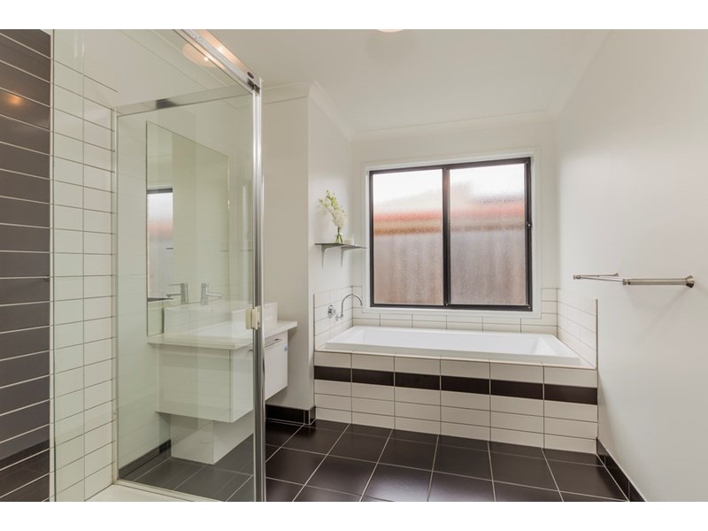 184 Heyers Road, Grovedale VIC 3216