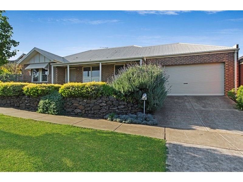 93 Augustine Drive, Highton VIC 3216