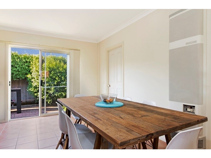 93 Augustine Drive, Highton VIC 3216