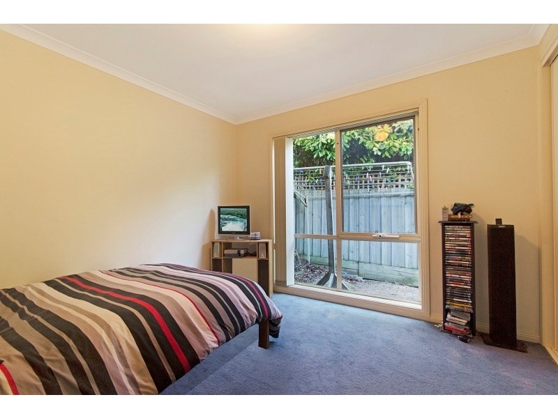 93 Augustine Drive, Highton VIC 3216