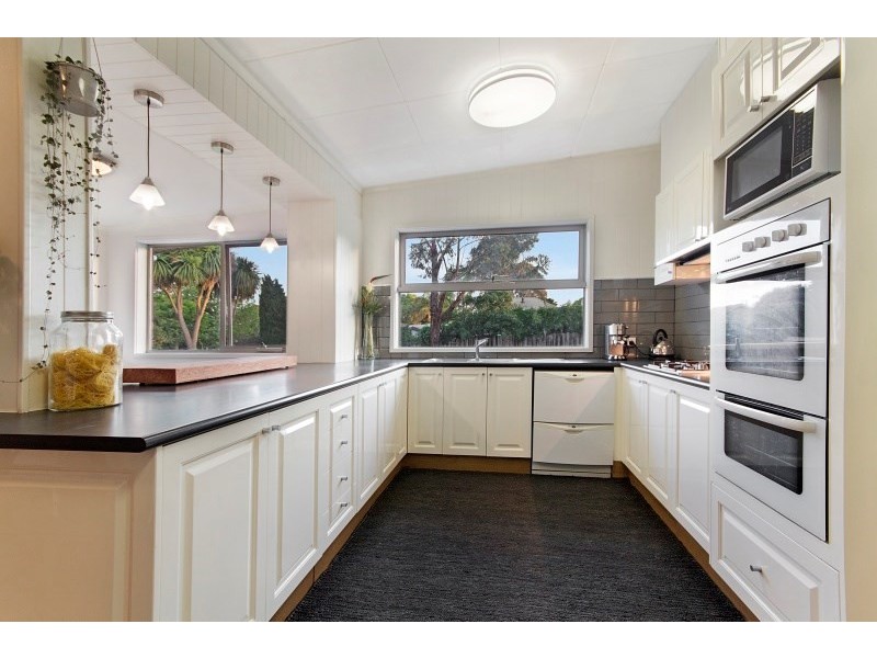 42 Jedda Street, Bell Post Hill VIC 3215