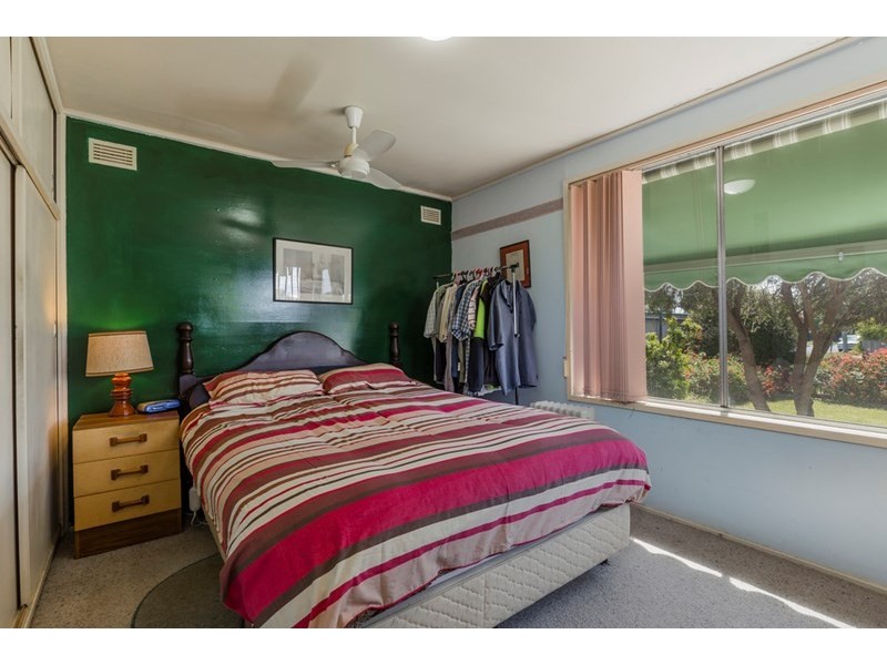 10 Lucas Street, Newcomb VIC 3219