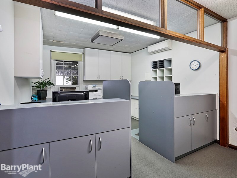 11 Villamanta Street, Geelong West VIC 3218