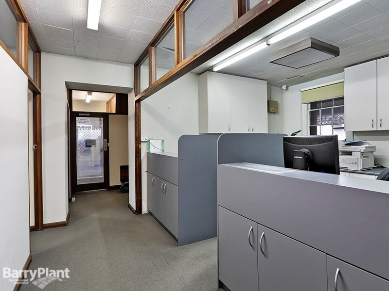 11 Villamanta Street, Geelong West VIC 3218