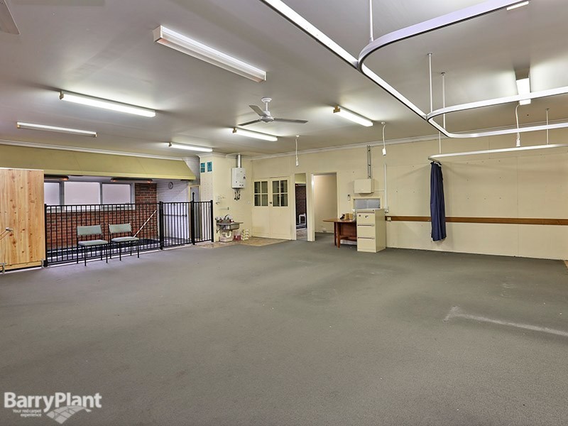 11 Villamanta Street, Geelong West VIC 3218