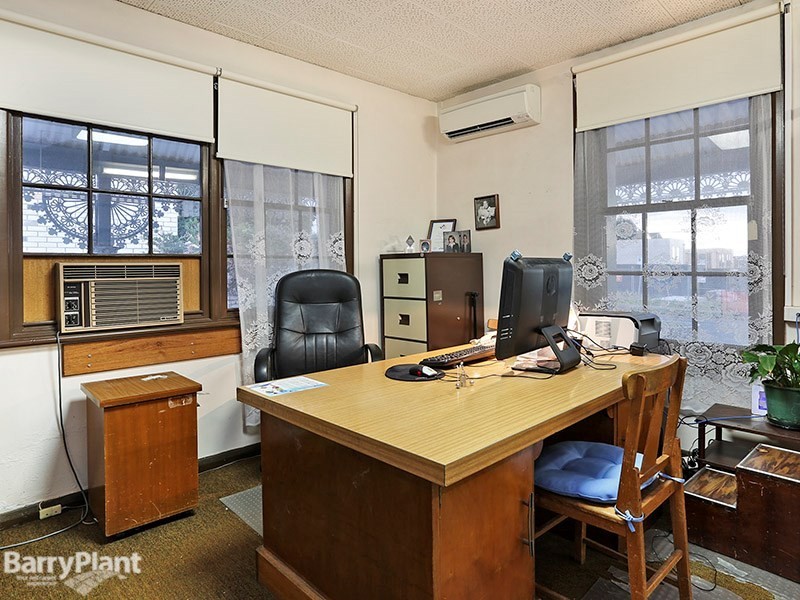 11 Villamanta Street, Geelong West VIC 3218