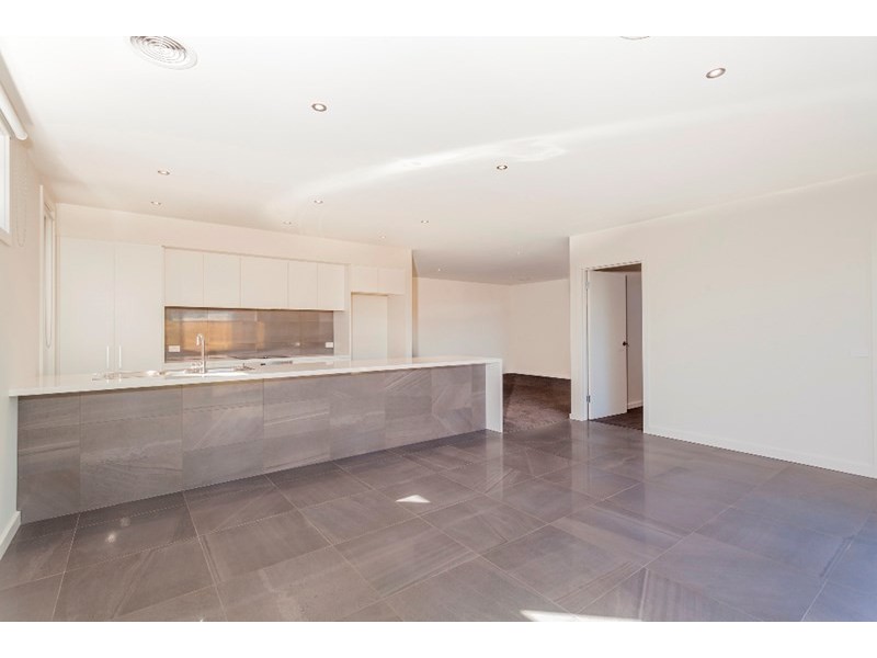 30/12-14 Balcombe Road, Newtown VIC 3220