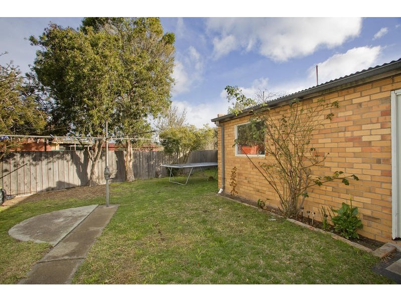 16 Winstanley Road, East Geelong VIC 3219