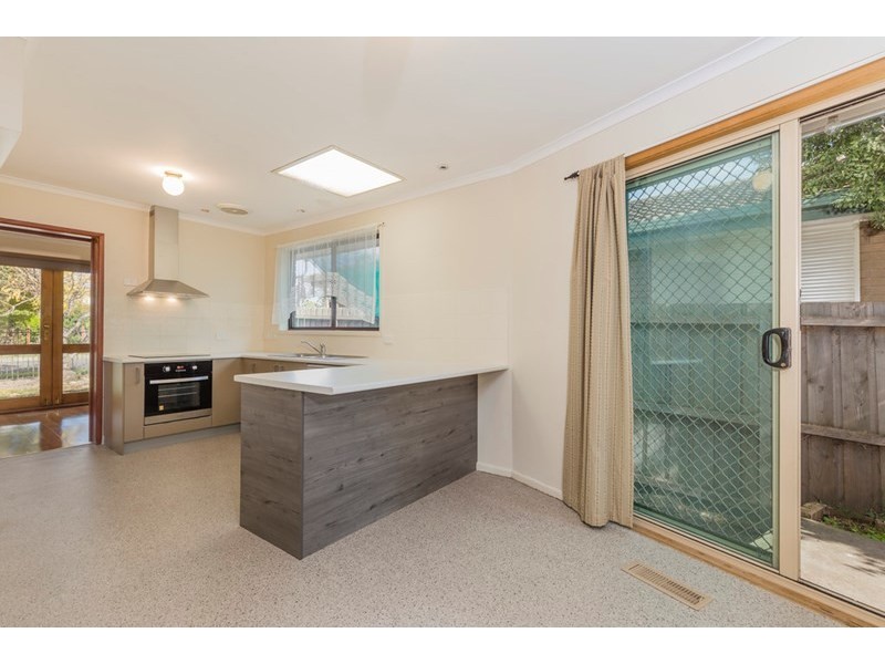 100 Kinlock Street, Bell Post Hill VIC 3215