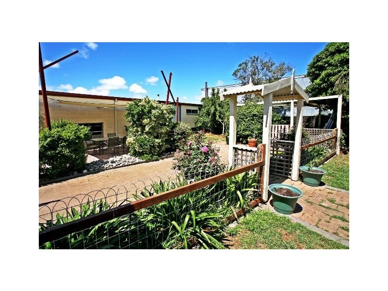 1 Park Street, Belmont VIC 3216