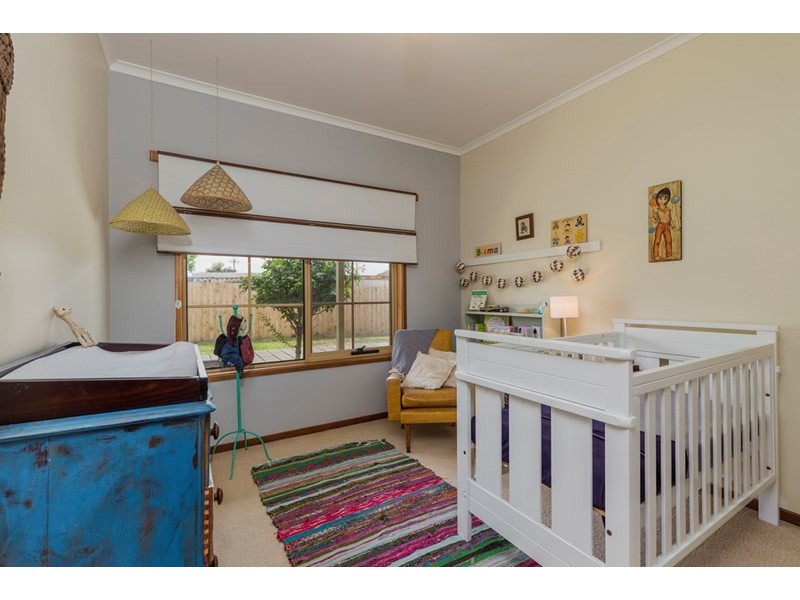 2/50 Vines Road, Hamlyn Heights VIC 3215