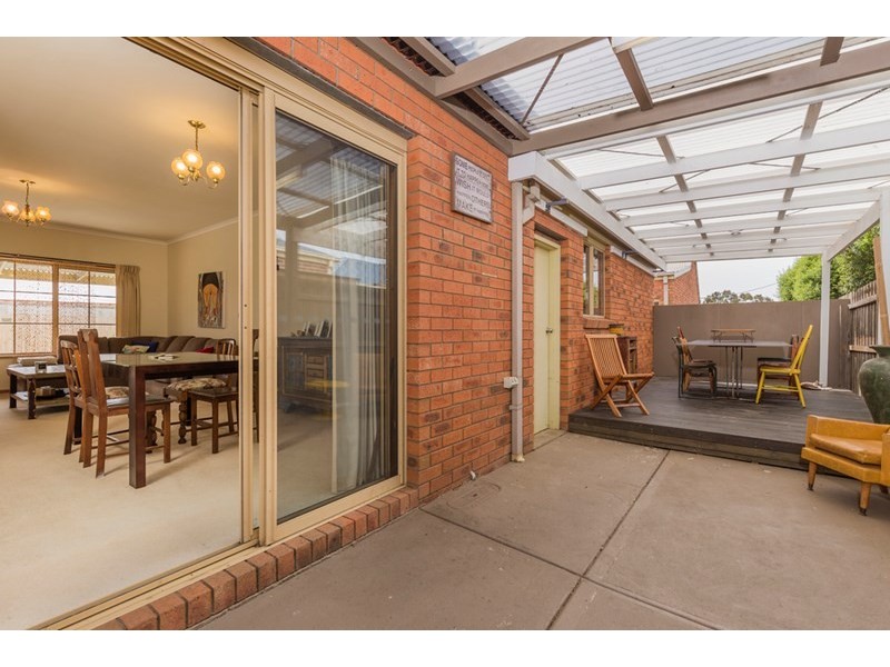 2/50 Vines Road, Hamlyn Heights VIC 3215