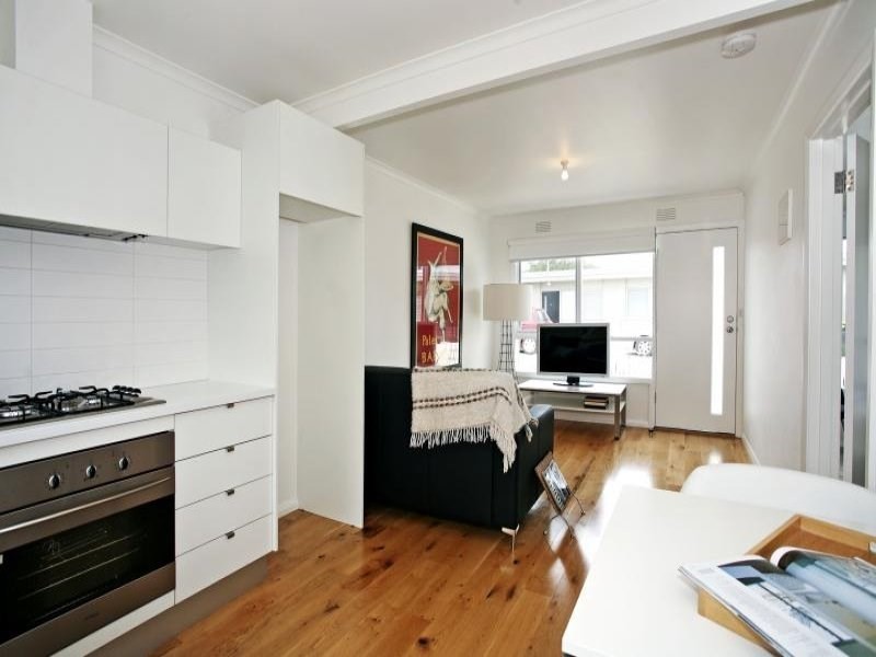 4/6-8 Stafford Street, Herne Hill VIC 3218
