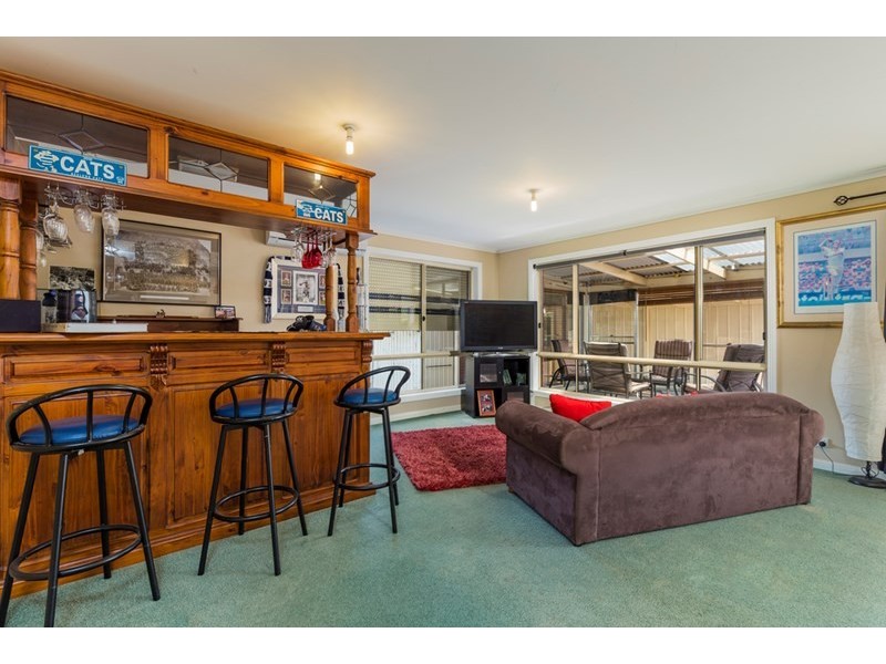 48 Rebecca Drive, Leopold VIC 3224