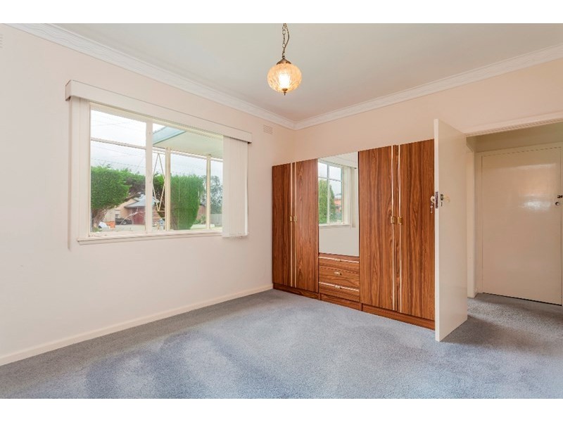 19 Graylea Avenue, Herne Hill VIC 3218