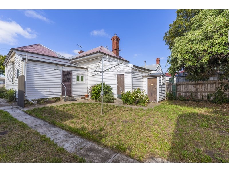 36 Waratah Street, Geelong West VIC 3218