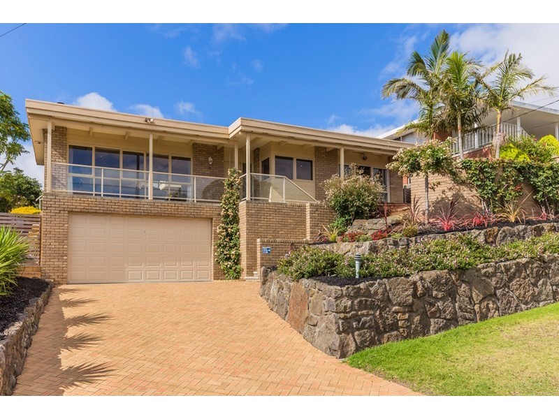 31 Challambra Crescent, Highton VIC 3216