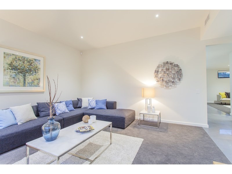 1/14 Balcombe Road, Newtown VIC 3220