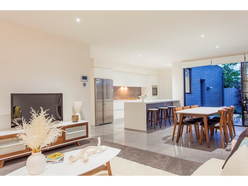 1/14 Balcombe Road, Newtown VIC 3220