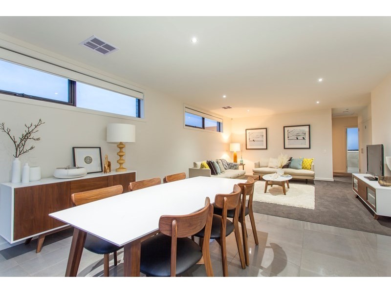 1/14 Balcombe Road, Newtown VIC 3220