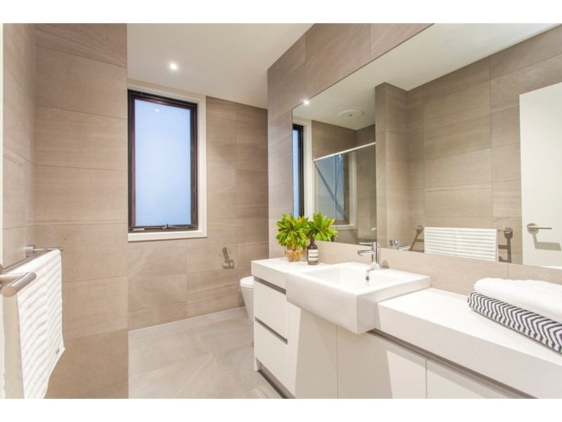 1/14 Balcombe Road, Newtown VIC 3220