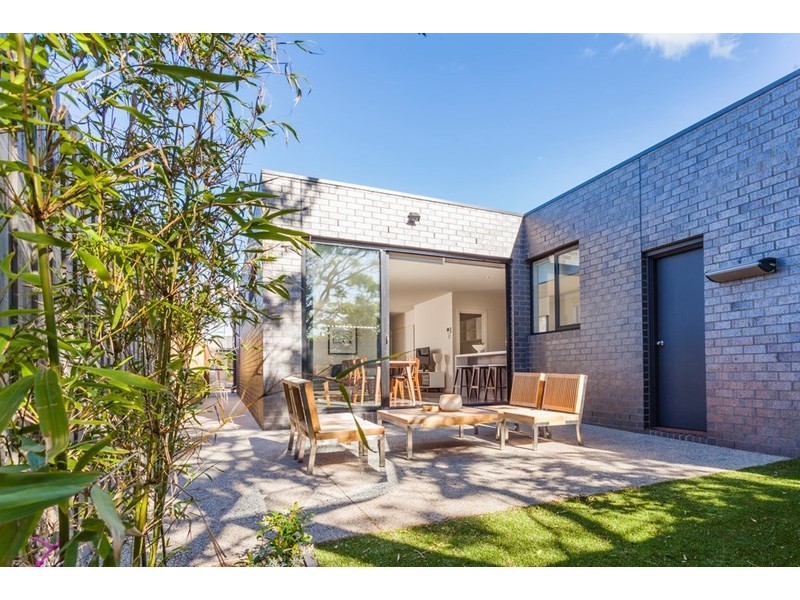 1/14 Balcombe Road, Newtown VIC 3220