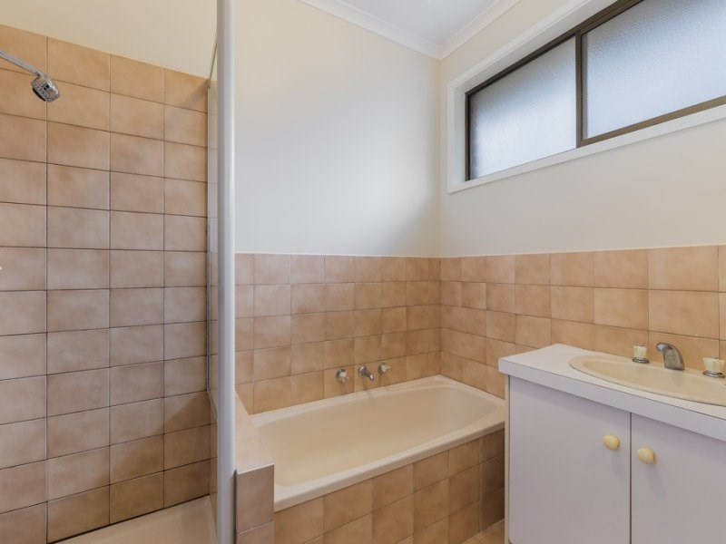 5/1 Helms Street, Newcomb VIC 3219