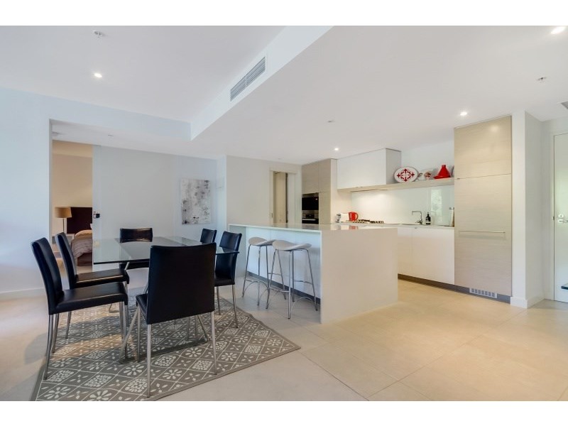 303 Promenade Tower, Geelong VIC 3220