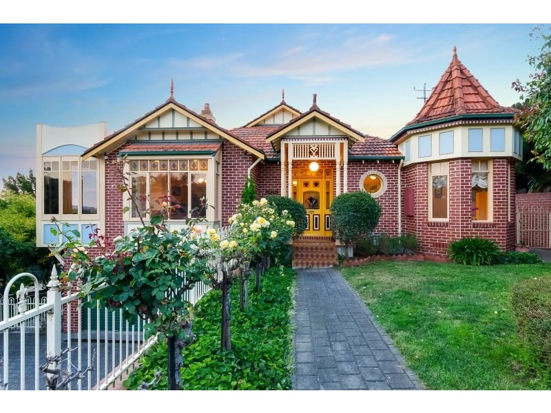 23 Melville Avenue, Newtown VIC 3220