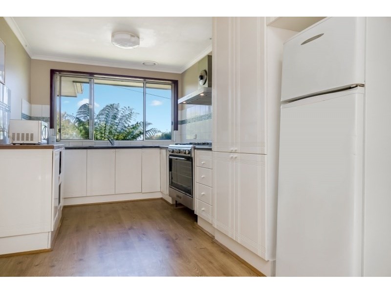 16 Tettenhall Ridge, Belmont VIC 3216