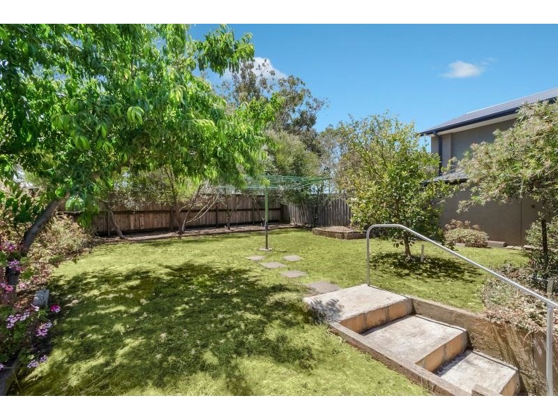 16 Tettenhall Ridge, Belmont VIC 3216