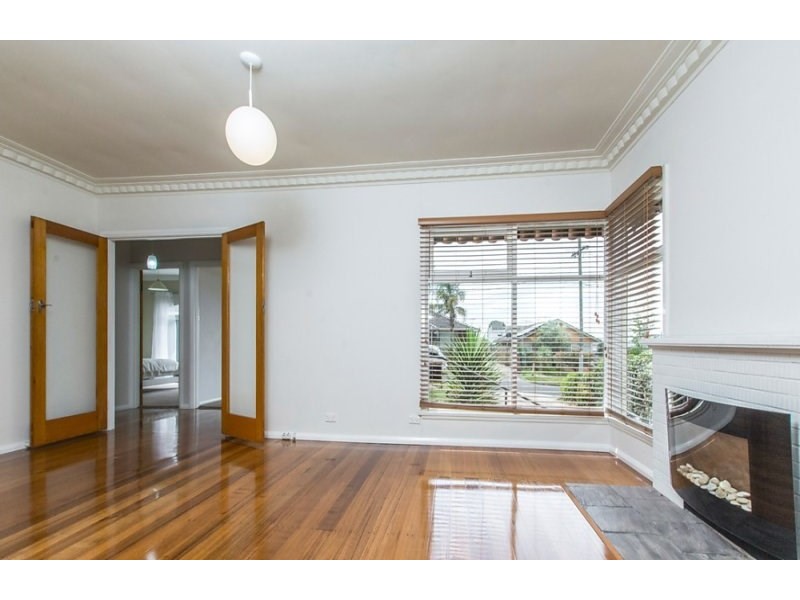 33 Ernest Street, Bell Post Hill VIC 3215