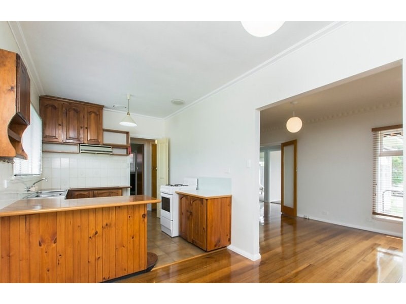 33 Ernest Street, Bell Post Hill VIC 3215