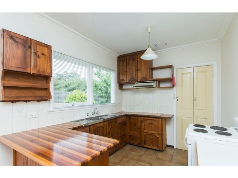 33 Ernest Street, Bell Post Hill VIC 3215