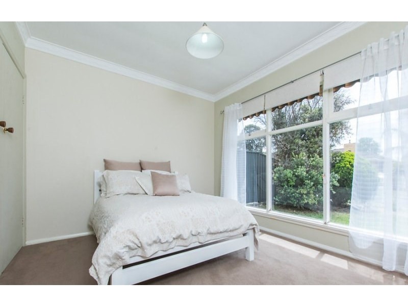 33 Ernest Street, Bell Post Hill VIC 3215