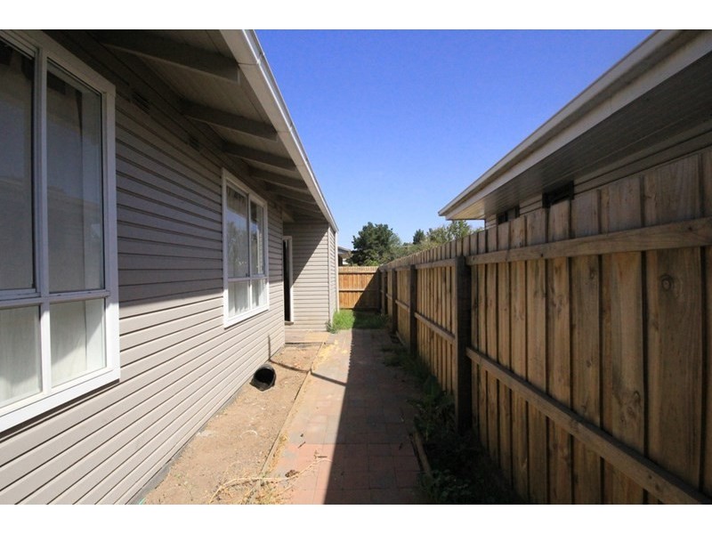 8 Salvia Street, Norlane VIC 3214