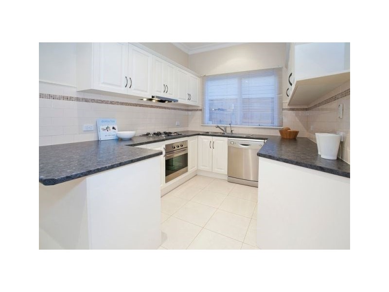 18 Walker Street, Rippleside VIC 3215