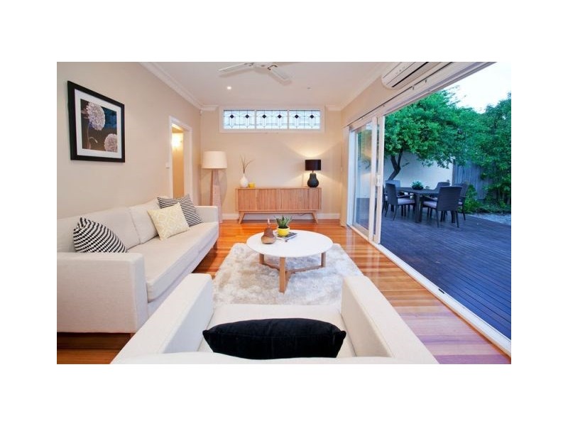 18 Walker Street, Rippleside VIC 3215