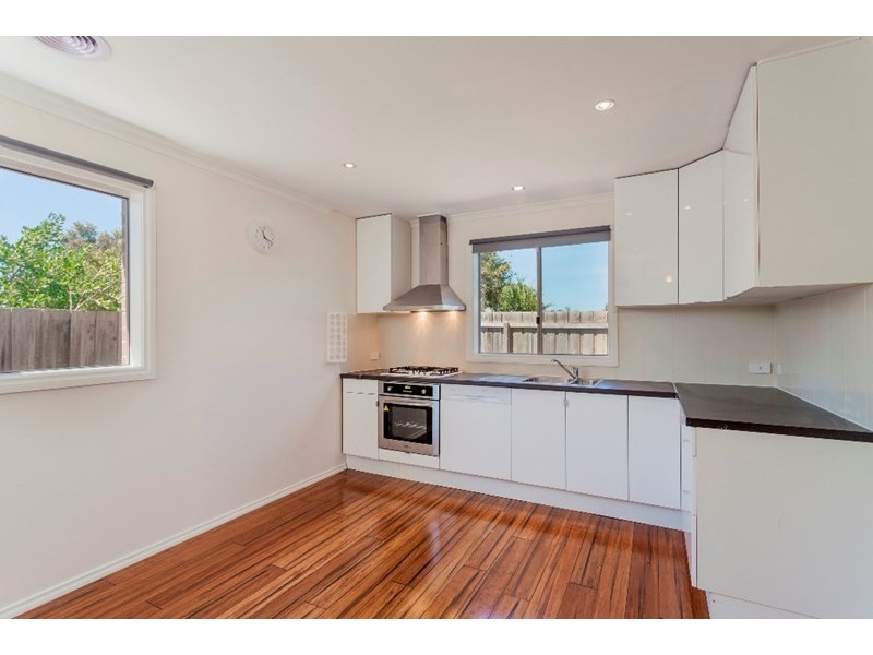 2/6 Kookaburra Court, Norlane VIC 3214