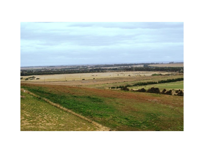 60 Valencay Avenue, Highton VIC 3216