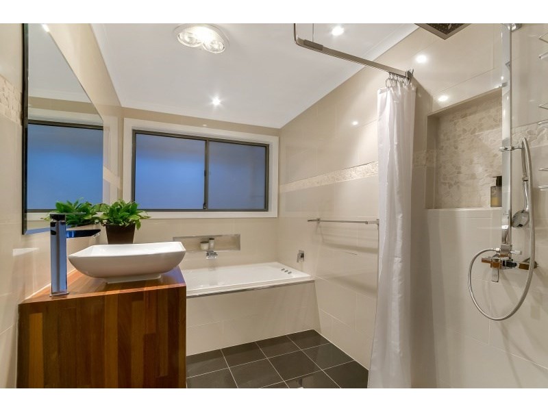 75 Darriwill Street, Bell Post Hill VIC 3215