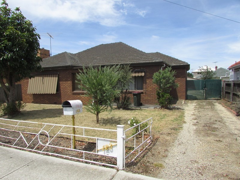123 Vines Road, Hamlyn Heights VIC 3215